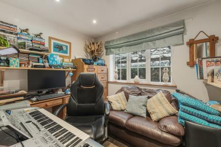 4 bedroom Detached bungalow for sale in Station Road, Sibsey, PE22