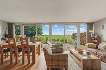 4 bedroom Detached bungalow for sale in Station Road, Sibsey, PE22