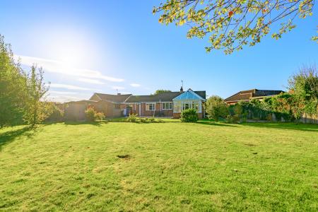 3 bedroom Detached bungalow for sale in Glebe Way, Sutterton, PE20