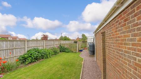 3 bedroom Detached house for sale in Old Main Road, Fosdyke, PE20