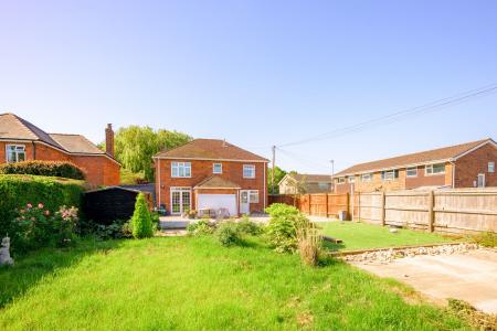 4 bedroom Detached house for sale in Sleaford Road, Boston, PE21