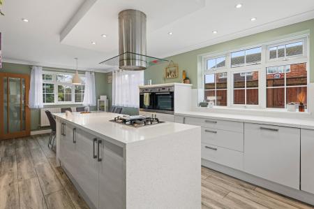 4 bedroom Detached house for sale in Sleaford Road, Boston, PE21