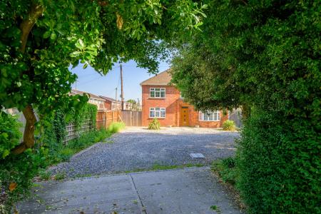 4 bedroom Detached house for sale in Sleaford Road, Boston, PE21