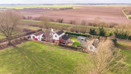 5 bedroom Detached house for sale in West Fen Drainside, Stickney, PE22