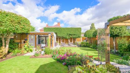 4 bedroom Detached house for sale in Tytton Lane East, Wyberton, PE21