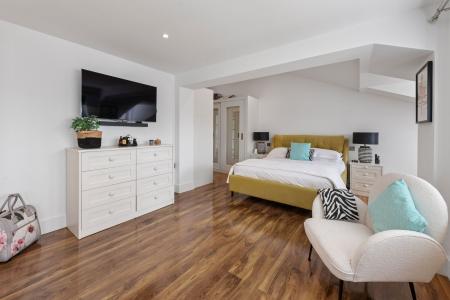 4 bedroom Detached house for sale in Tytton Lane East, Wyberton, PE21
