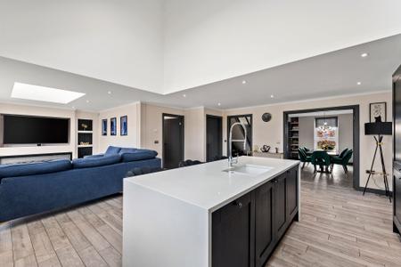 4 bedroom Detached house for sale in Gipsey Drove, Gipsey Bridge, PE22