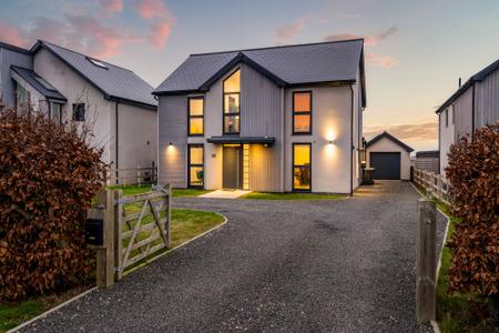 4 bedroom Detached house for sale in Gipsey Drove, Gipsey Bridge, PE22