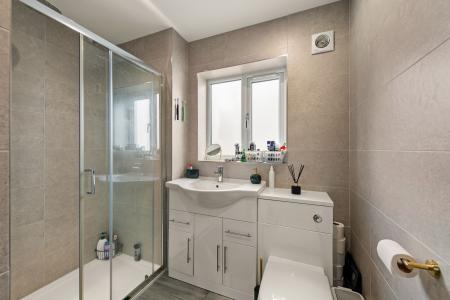 4 bedroom Detached house for sale in Gipsey Drove, Gipsey Bridge, PE22