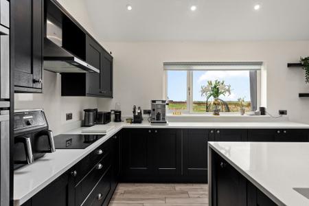 4 bedroom Detached house for sale in Gipsey Drove, Gipsey Bridge, PE22