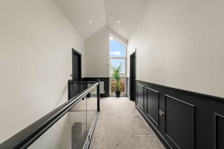 4 bedroom Detached house for sale in Gipsey Drove, Gipsey Bridge, PE22