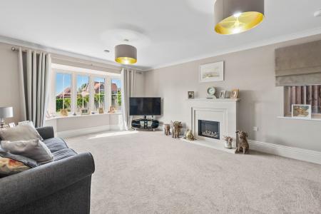 4 bedroom Detached house for sale in Church Road, Freiston, PE22