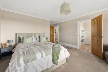 4 bedroom Detached house for sale in Church Road, Freiston, PE22