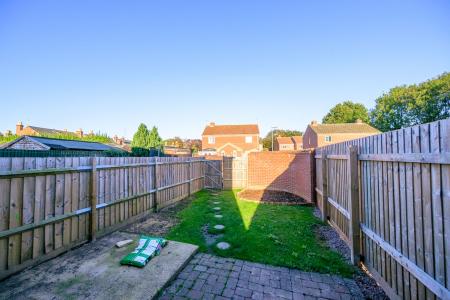 2 bedroom Semi-detached house for sale in Kings Court, Kirton, PE20