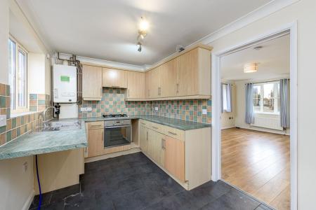 2 bedroom Semi-detached house for sale in Kings Court, Kirton, PE20