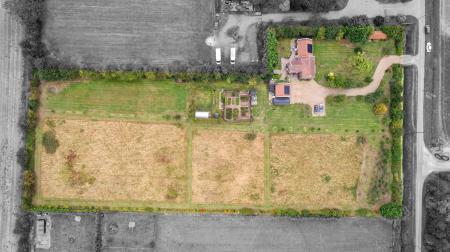 4 bedroom Detached house for sale in High Ferry Lane, Sibsey, PE22