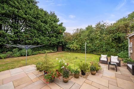 4 bedroom Detached house for sale in High Ferry Lane, Sibsey, PE22