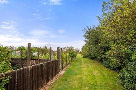 4 bedroom Detached house for sale in High Ferry Lane, Sibsey, PE22