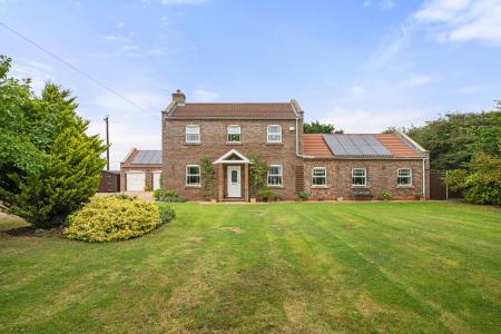 4 bedroom Detached house for sale in High Ferry Lane, Sibsey, PE22