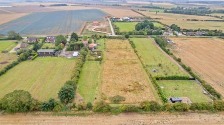 4 bedroom Detached house for sale in High Ferry Lane, Sibsey, PE22