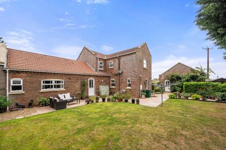 4 bedroom Detached house for sale in High Ferry Lane, Sibsey, PE22