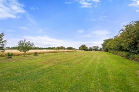 4 bedroom Detached house for sale in High Ferry Lane, Sibsey, PE22