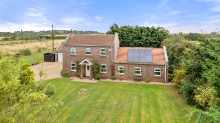 4 bedroom Detached house for sale in High Ferry Lane, Sibsey, PE22