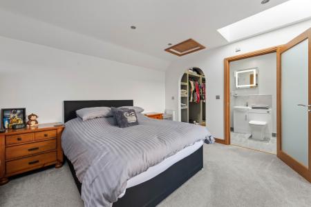 6 bedroom Detached house for sale in Wythes Lane, Fishtoft, PE21