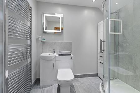 6 bedroom Detached house for sale in Wythes Lane, Fishtoft, PE21