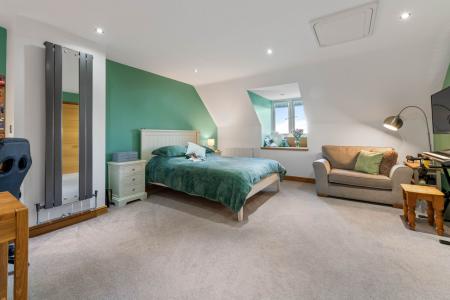 6 bedroom Detached house for sale in Wythes Lane, Fishtoft, PE21