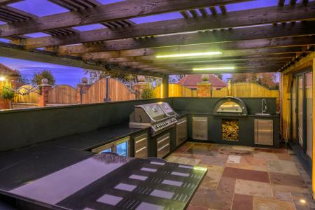 6 bedroom Detached house for sale in Wythes Lane, Fishtoft, PE21