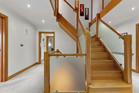 6 bedroom Detached house for sale in Wythes Lane, Fishtoft, PE21