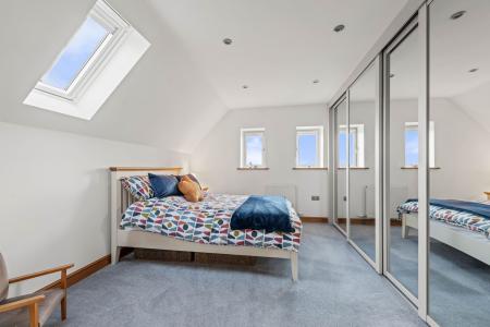 6 bedroom Detached house for sale in Wythes Lane, Fishtoft, PE21