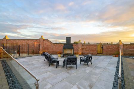 6 bedroom Detached house for sale in Wythes Lane, Fishtoft, PE21