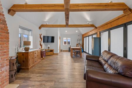 6 bedroom Detached house for sale in Wythes Lane, Fishtoft, PE21