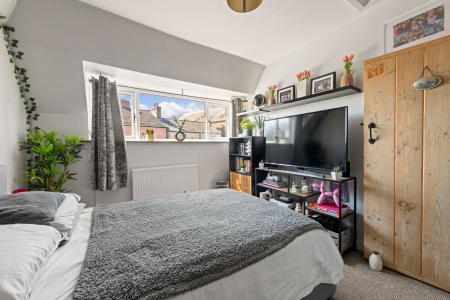 2 bedroom Detached house for sale in London Road, Long Sutton, PE12
