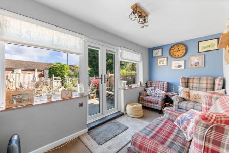 2 bedroom Detached house for sale in London Road, Long Sutton, PE12