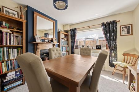 2 bedroom Detached house for sale in London Road, Long Sutton, PE12