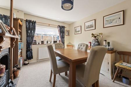 2 bedroom Detached house for sale in London Road, Long Sutton, PE12