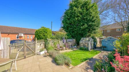 2 bedroom Detached house for sale in London Road, Long Sutton, PE12