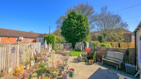 2 bedroom Detached house for sale in London Road, Long Sutton, PE12