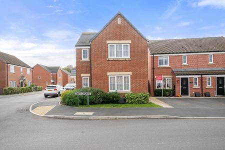 3 bedroom Detached house for sale in Swift Gardens, Kirton, PE20
