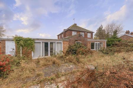 4 bedroom Detached house for sale in Swineshead Road, Wyberton Fen, PE21