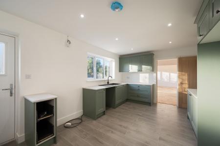 5 bedroom Detached house for sale in Woodville Road, Boston, PE21