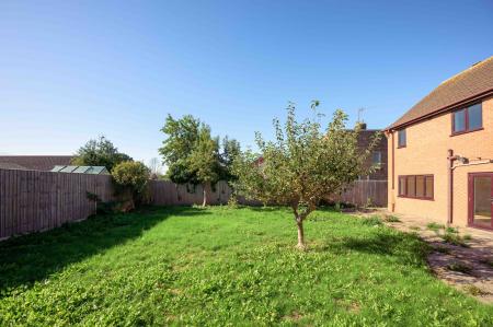 5 bedroom Detached house for sale in Woodville Road, Boston, PE21