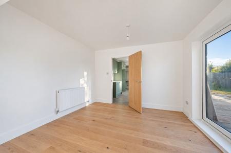 5 bedroom Detached house for sale in Woodville Road, Boston, PE21