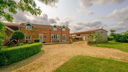 4 bedroom Detached house for sale in Pinfold Lane, Stickney, PE22