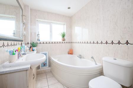 4 bedroom Detached house for sale in Rowan Way, Boston, PE21