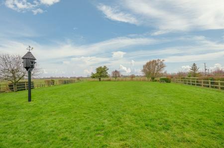 3 bedroom Detached house for sale in Saundergate Lane East, Wyberton, PE21
