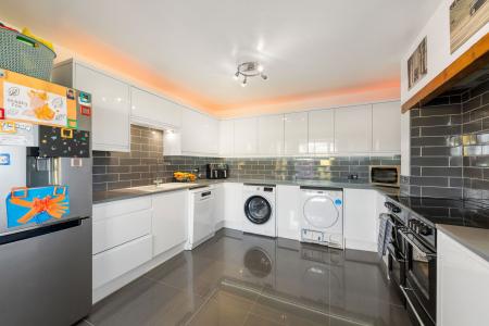 6 bedroom Detached house for sale in Westhouses, Sibsey, PE22